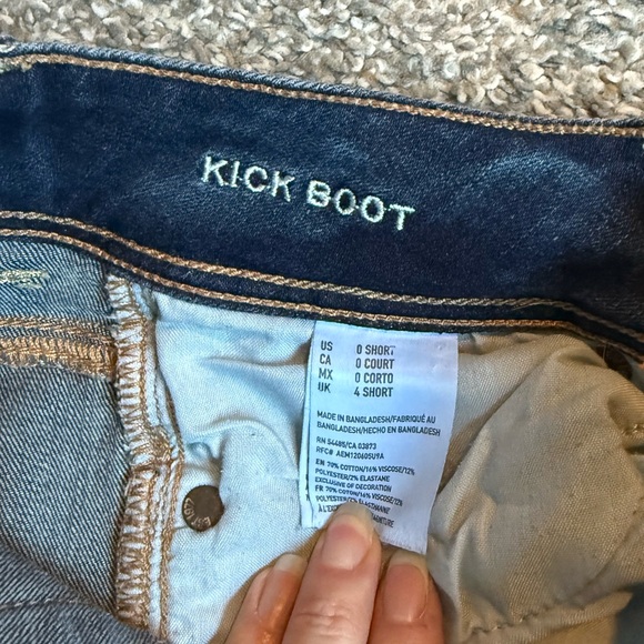 American Eagle Outfitters Kick Boot Jeans 0 short - Picture 5 of 5